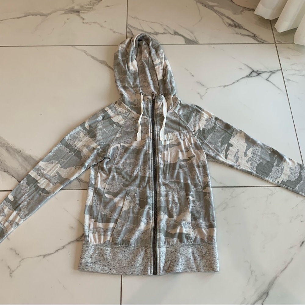 Nike Zip Up Hoodie